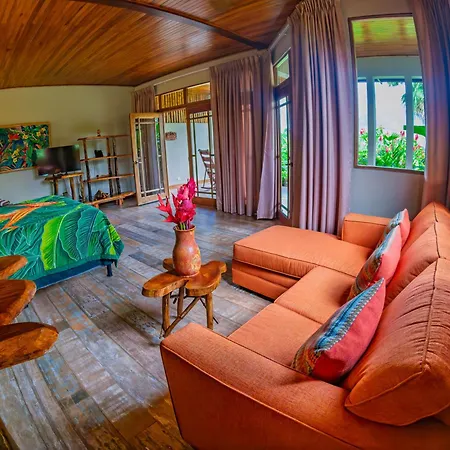 Lost Iguana Resort And Spa La Fortuna Exterior photo