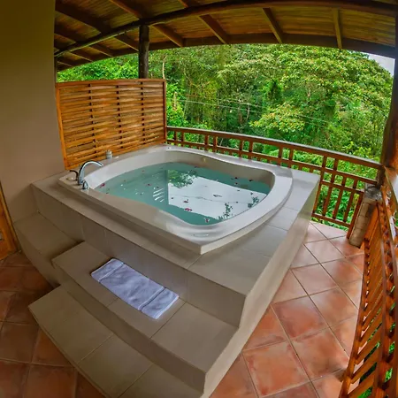 Lost Iguana Resort And Spa La Fortuna Exterior photo